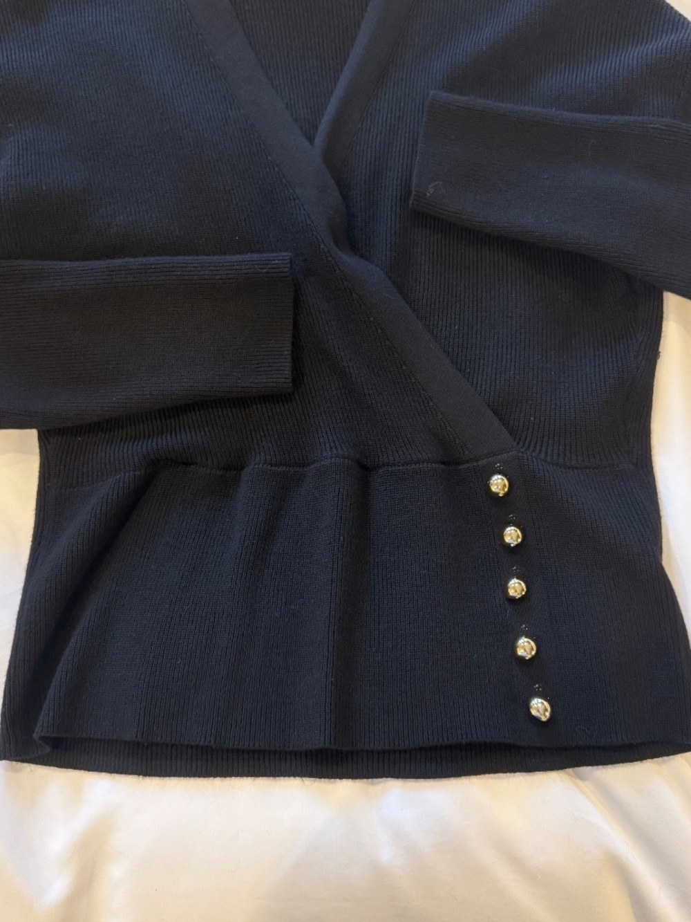 Calligraphi Woman's Black Light Sweater Size Large - Picture 3 of 6